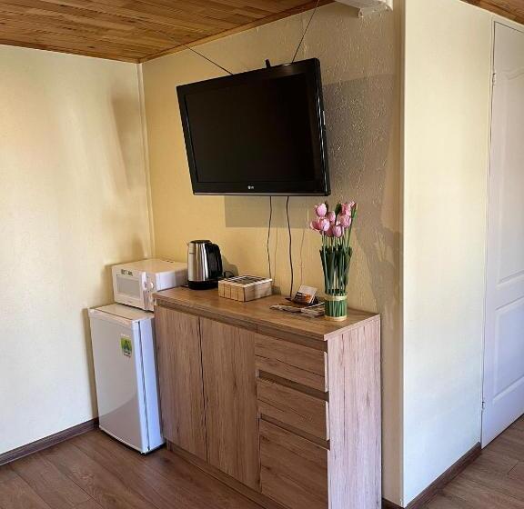 سوییت خانوادگی, Viesu Nams Pupa