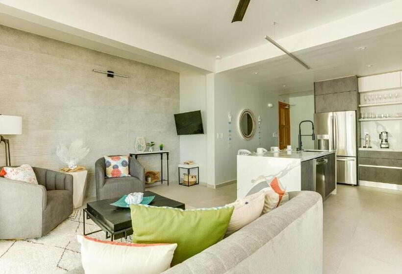 آپارتمان 3 خوابه با چشم‌انداز دریا, The Villas At Cocoplum
