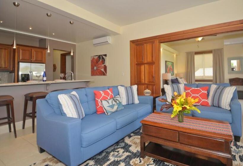 آپارتمان 1 خوابه همکف, The Villas At Cocoplum