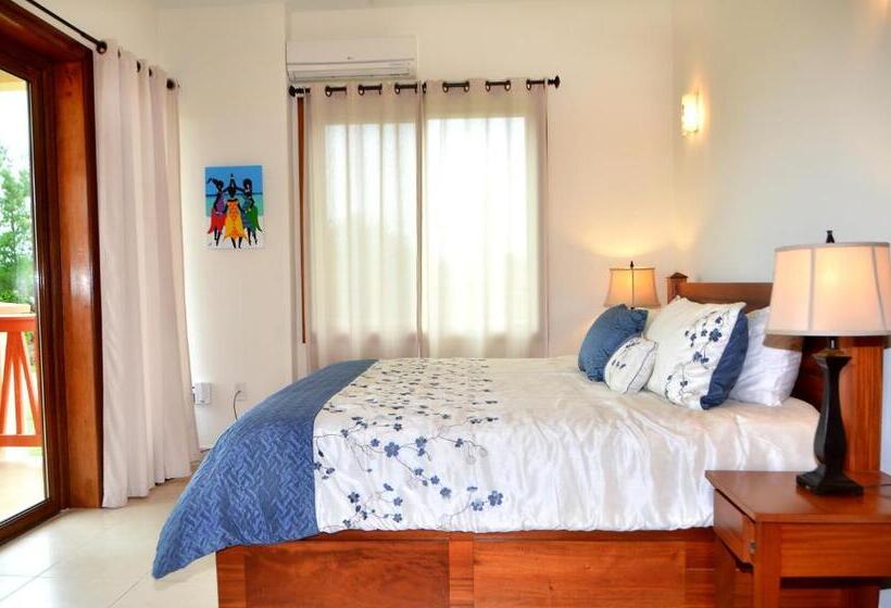 آپارتمان 3 خوابه, The Villas At Cocoplum