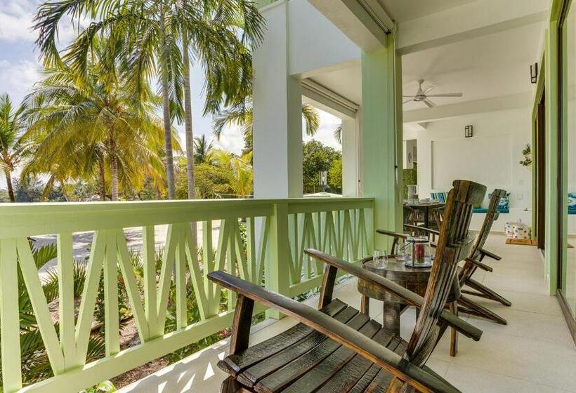 آپارتمان 3 خوابه با چشم‌انداز دریا, The Villas At Cocoplum