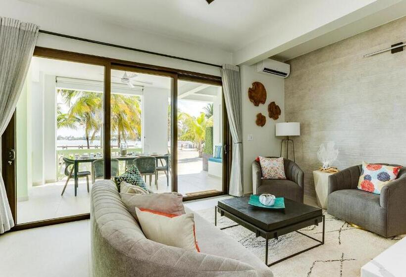 آپارتمان 3 خوابه با چشم‌انداز دریا, The Villas At Cocoplum