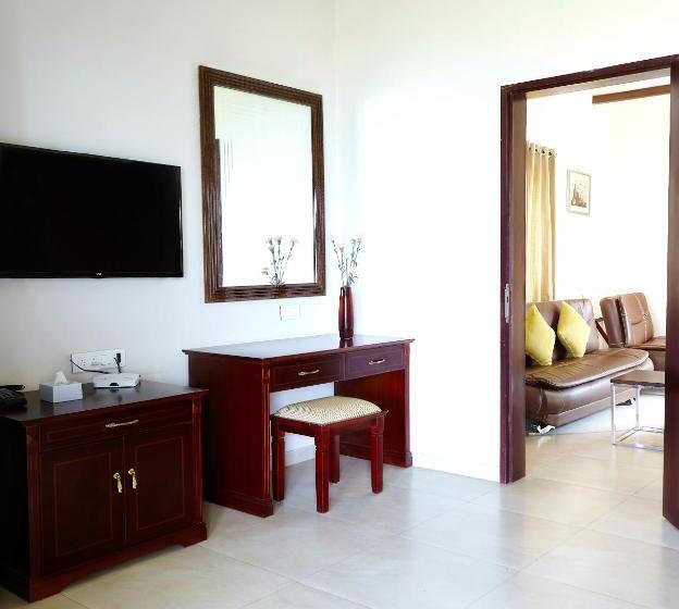 سوئیت با بالکن, Savana Lake Resort