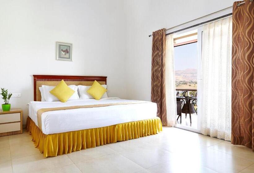 سوئیت با بالکن, Savana Lake Resort