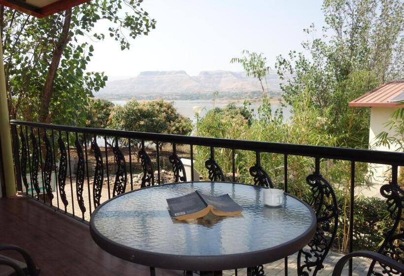 بنگله خانوادگی, Savana Lake Resort