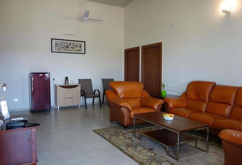 بنگله خانوادگی, Savana Lake Resort