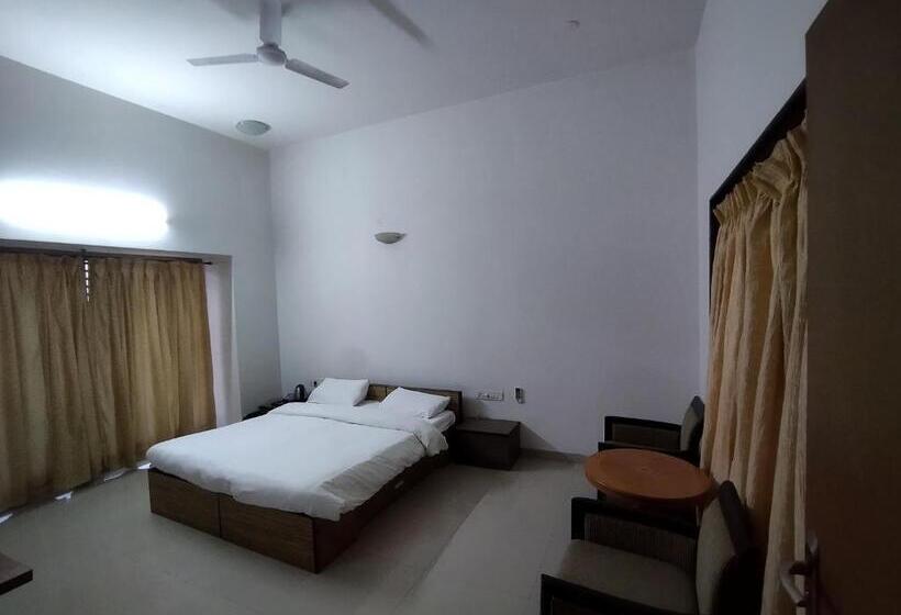 بانگلوی استاندارد با چشم‌انداز دریا, Savana Lake Resort