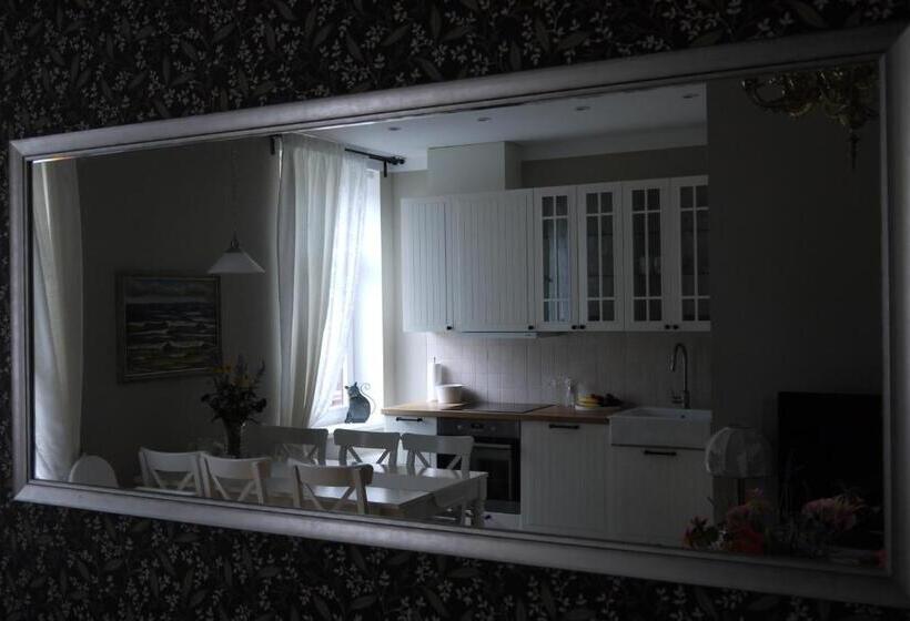 آپارتمان 2 خوابه, Apartments Livia