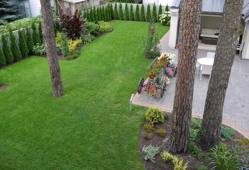 آپارتمان 1 خوابه با چشم‌انداز باغ, Apartments Livia