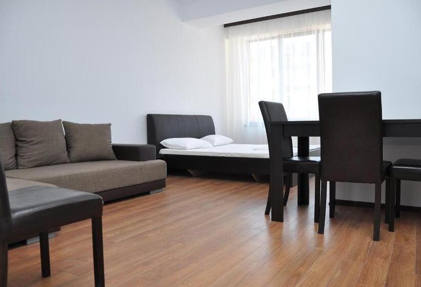 استودیو استاندارد با چشم‌انداز دریا و بالکن, Mamaia Summerland Apartments