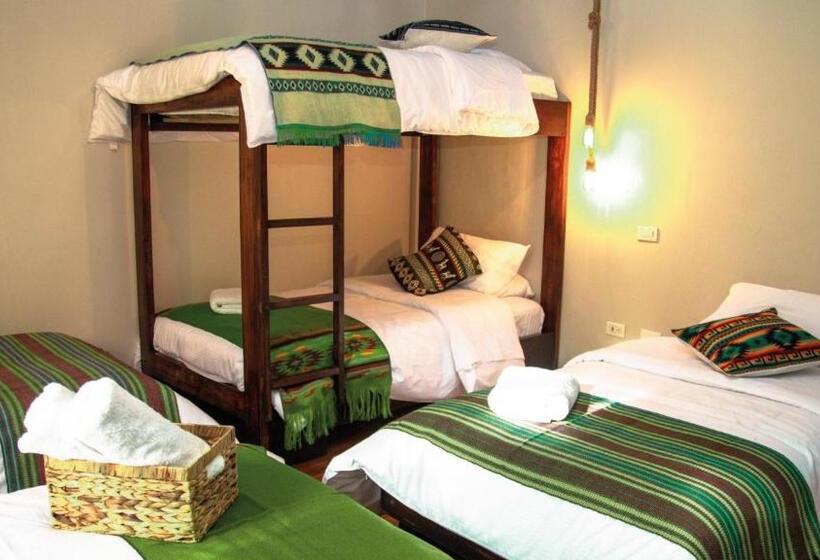اتاق کلاسیک چهارنفره, Hostal Restaurant La Cigale