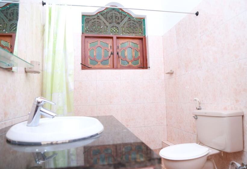 اتاق لوکس, Sumal Villa