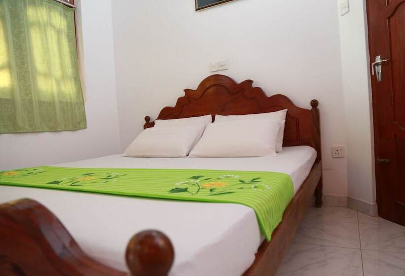 اتاق لوکس, Sumal Villa