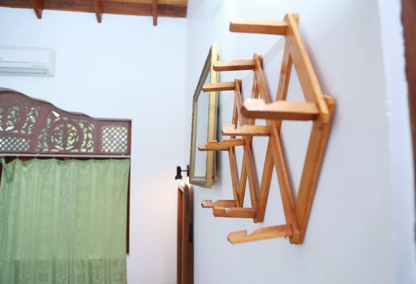 اتاق لوکس, Sumal Villa
