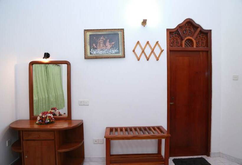 اتاق لوکس, Sumal Villa