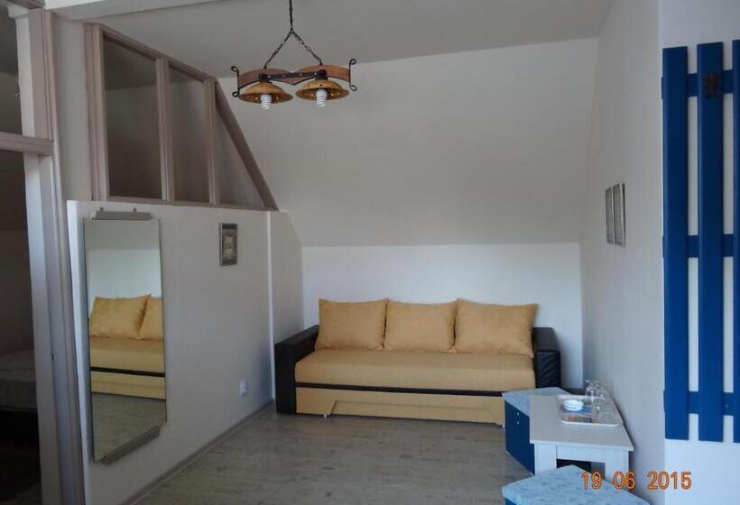 سوییت, Pensiunea Casa Harghita
