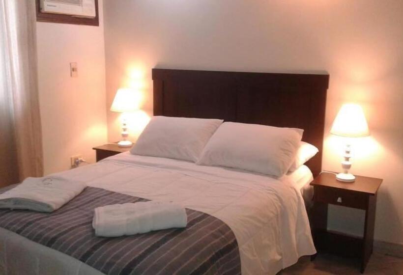 اتاق استاندارد سه نفره, Sol De Luque Casa