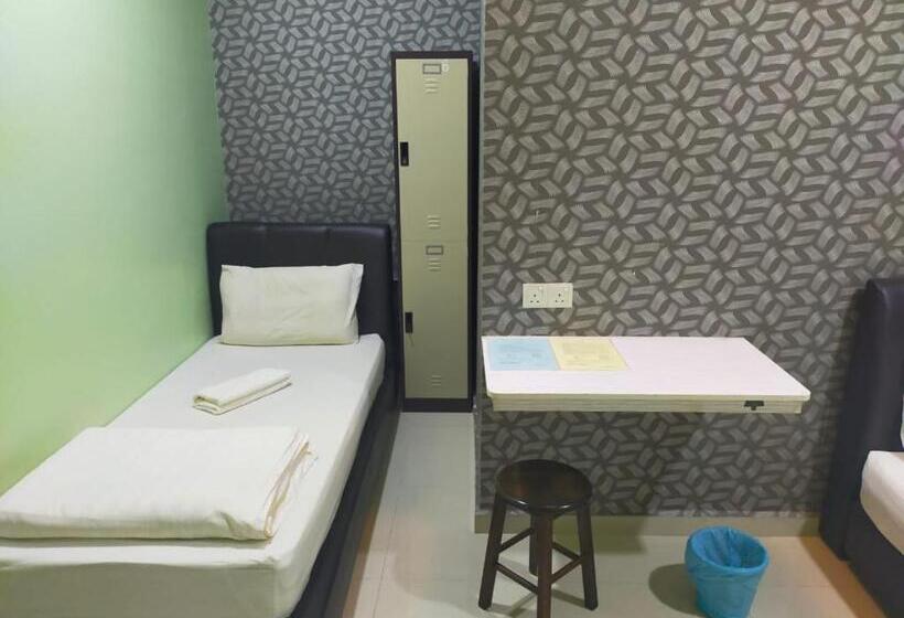 اتاق استاندارد, Leaf Guest House