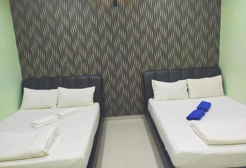 اتاق خانوادگی, Leaf Guest House