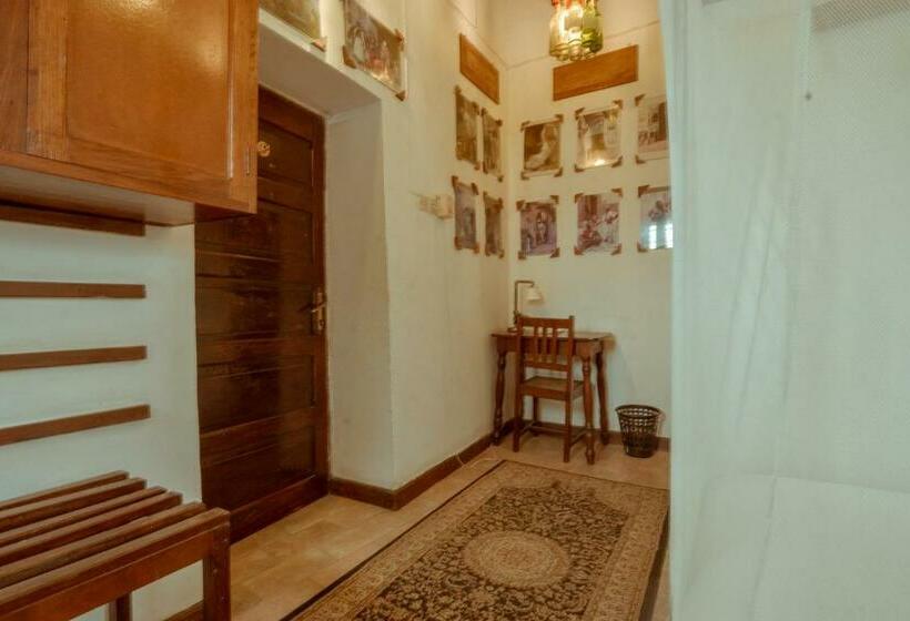 اتاق استاندارد, Malindi Guest House