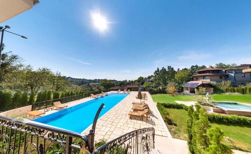 اتاق لوکس, Sunčani Breg Apartments Vrdnik