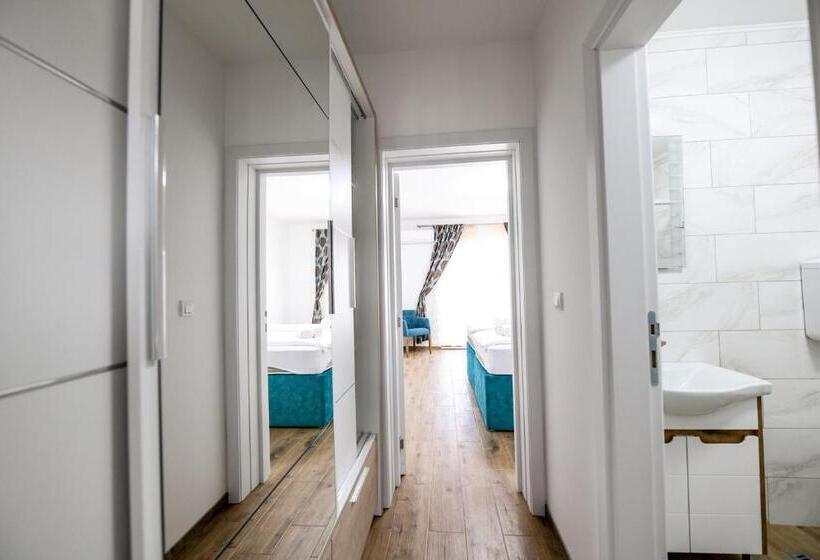 اتاق لوکس, Sunčani Breg Apartments Vrdnik