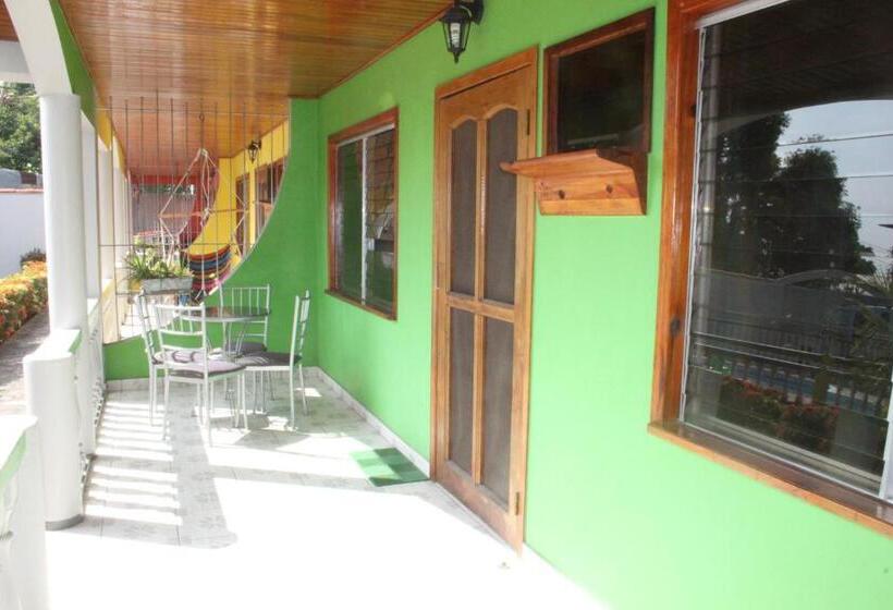 آپارتمان 2 خوابه, Rainbow Village