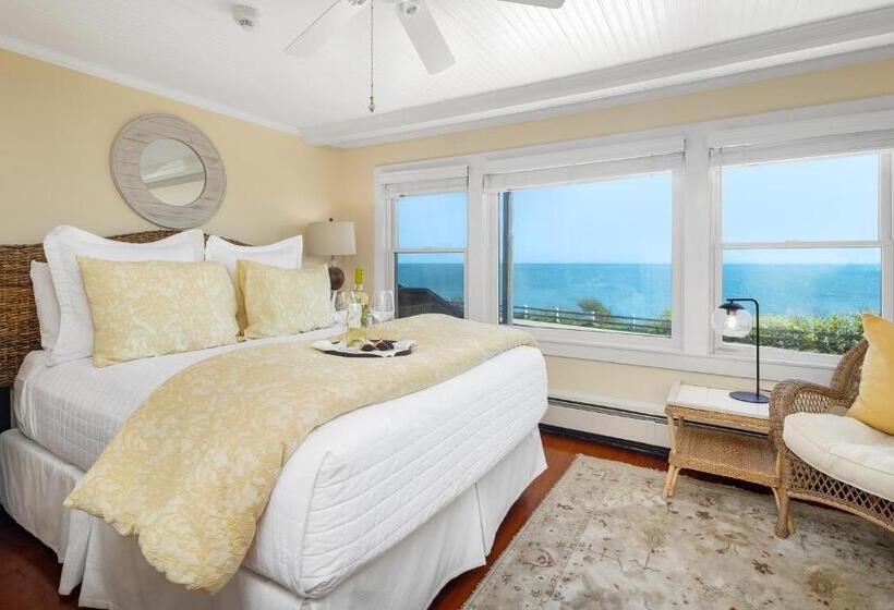 Camera Deluxe Vista Mare, Inn On The Sound