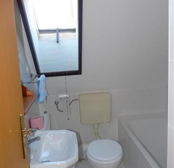 اتاق استاندارد, Aranyház Apartmanszállás
