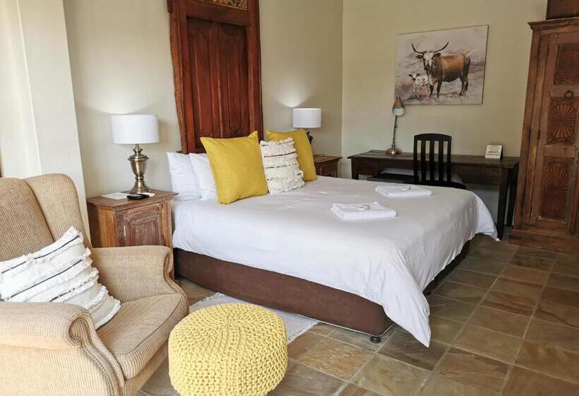اتاق استاندارد سه نفره, Excellent Guest House