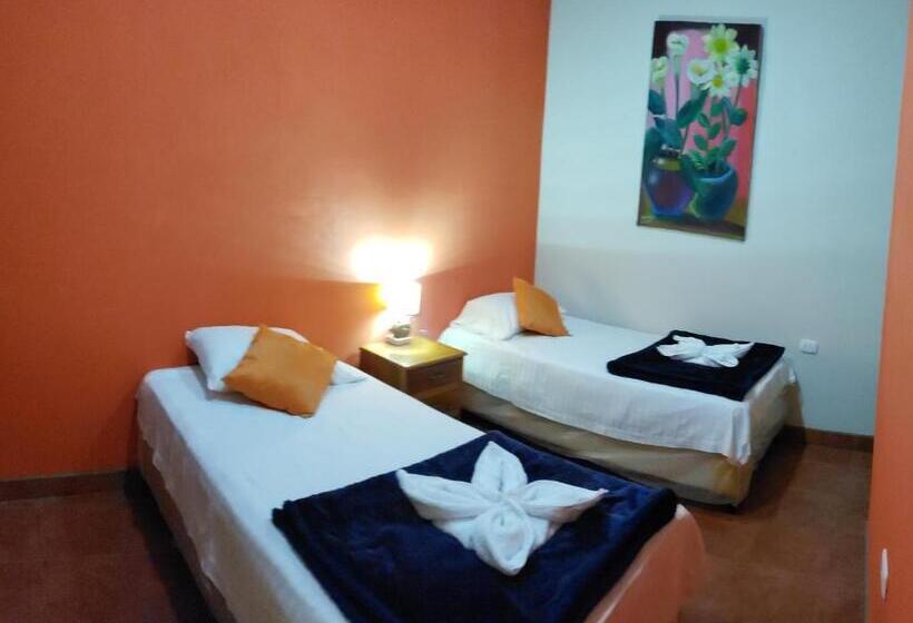 اتاق عادی, Hostal Casa Vieja
