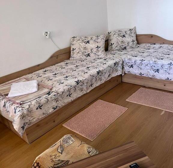 آپارتمان 2 خوابه با تراس, Mavrova Guest House