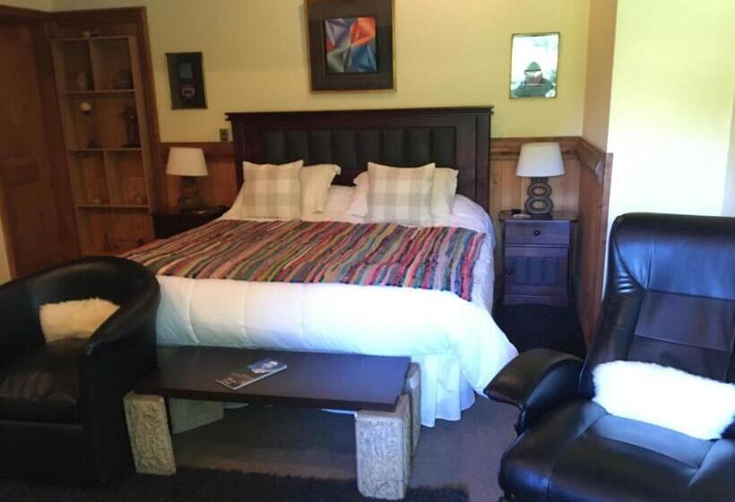سوئیت با بالکن, Merken Bed & Breakfast