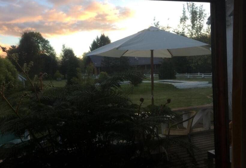 سوئیت با بالکن, Merken Bed & Breakfast