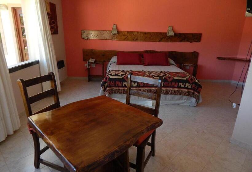 سوییت جونیور, Raices Del Carolino   Suites De Altagracia