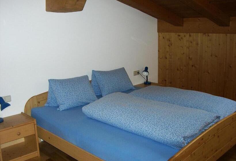 آپارتمان 2 خوابه با بالکن, Vorderstockerhof