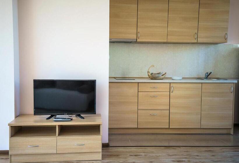 带2个卧室带海景的公寓, Moreto Seaside Apart