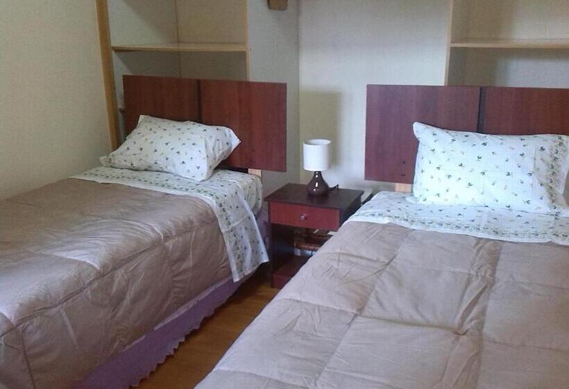 اتاق اکونومی با حمام مشترک, Hostal Kutralwe