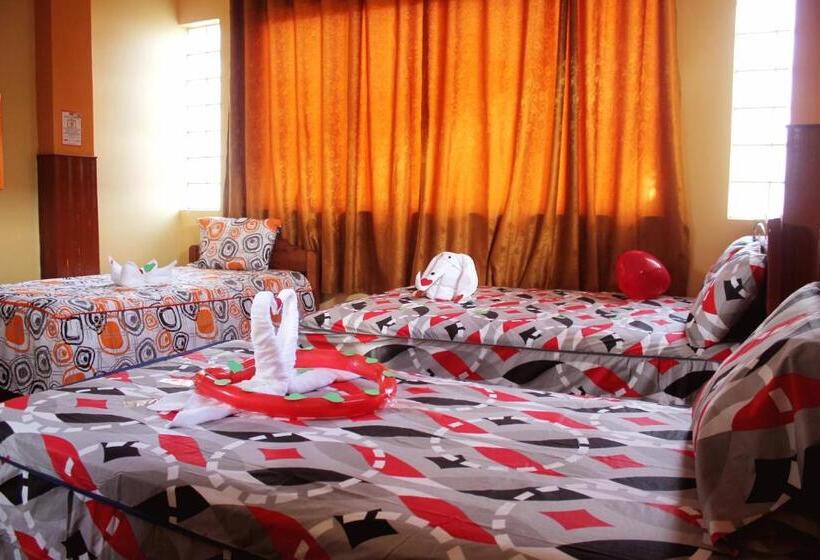 اتاق استاندارد سه نفره, Hostal Ventura Isabel