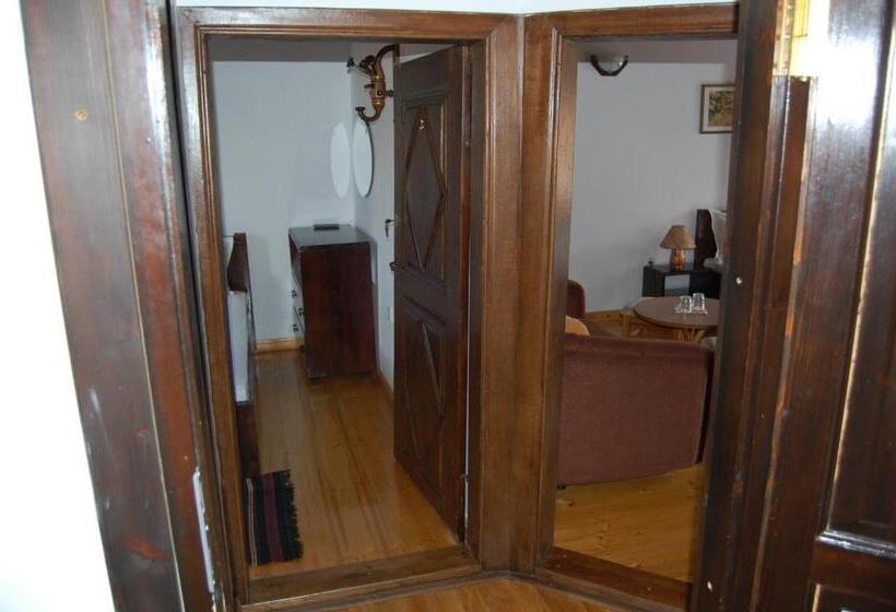 سوئیت 2 خوابه, Kazasovata Guest House