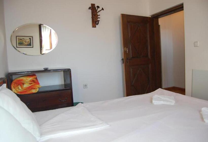 سوئیت 2 خوابه, Kazasovata Guest House
