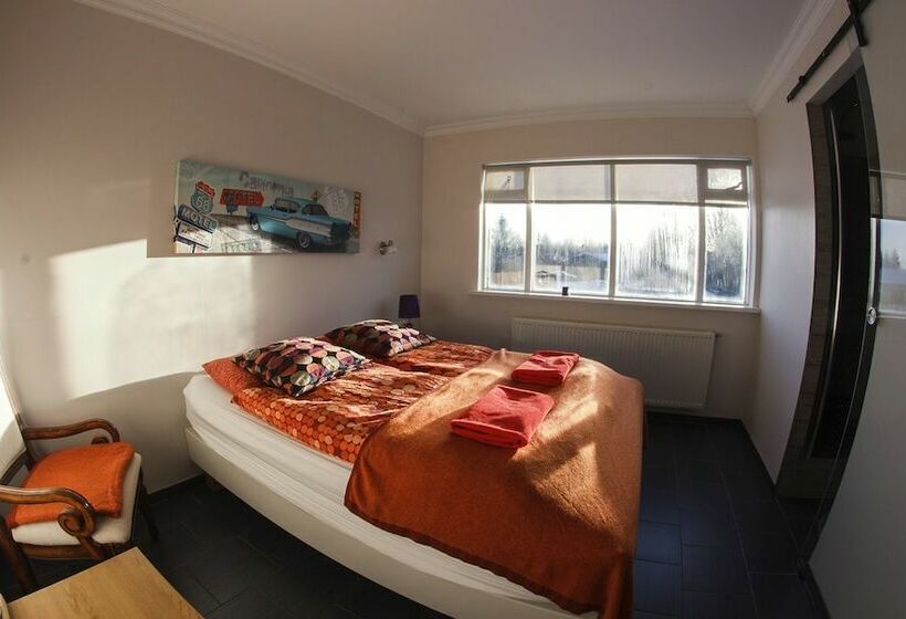 اتاق لوکس, Selfoss Apartments