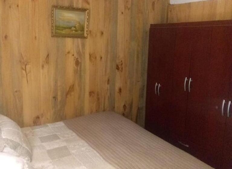 اتاق استاندارد با سرویس بهداشتی مشترک, Hostal Maitahue