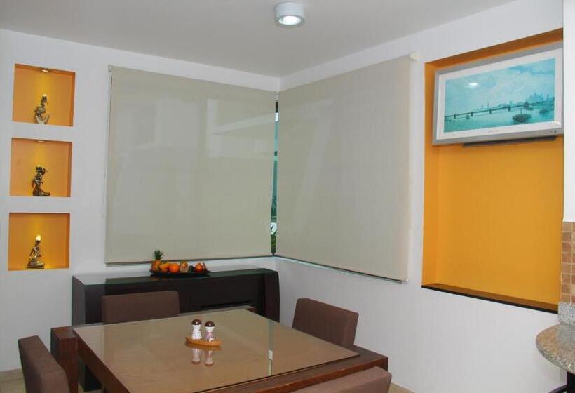 ویلای 3 خوابه, Villas Maria Isabel