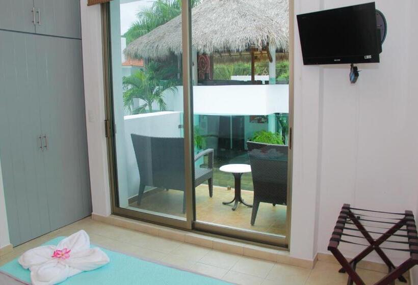ویلای 3 خوابه, Villas Maria Isabel
