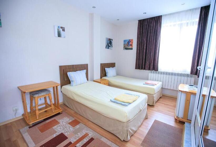 اتاق استاندارد با بالکن, Guest House Amore