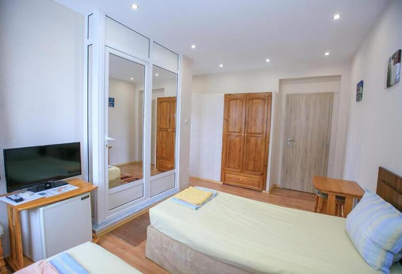 اتاق استاندارد با بالکن, Guest House Amore