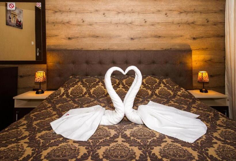 اتاق لوکس با بالکن, Guest House Amore
