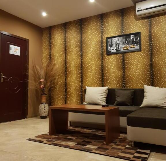 سوییت جونیور با بالکن, Guest House Amore