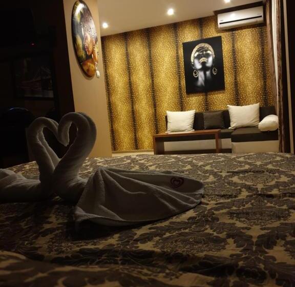 سوییت جونیور با بالکن, Guest House Amore